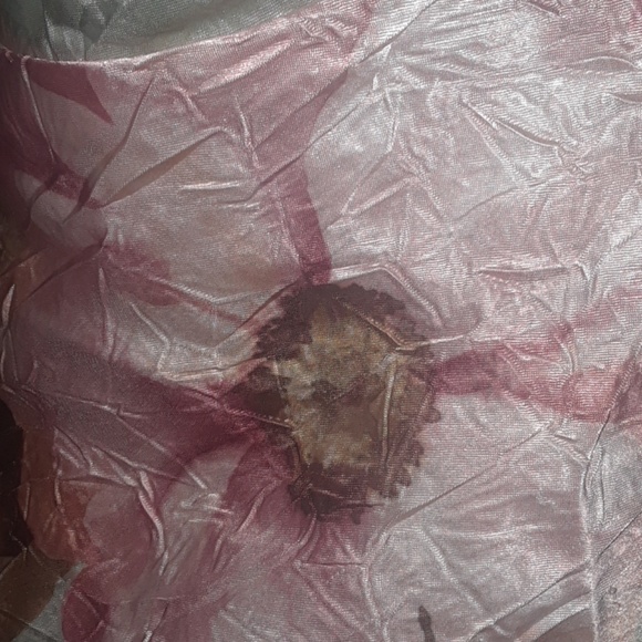 iz Byer California Halter Top Floral design - Picture 6 of 7